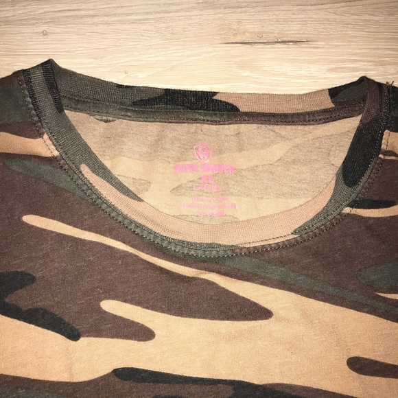 Game Winner Ladies Camoflauge Shirt - Picture 3 of 8